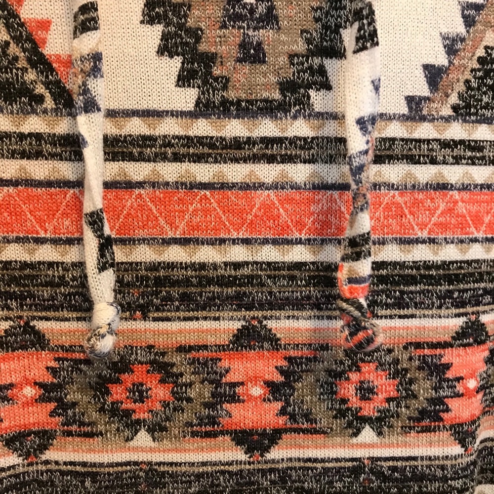 🖤 HOODIE- Southwestern print lightweight - Picture 3 of 4